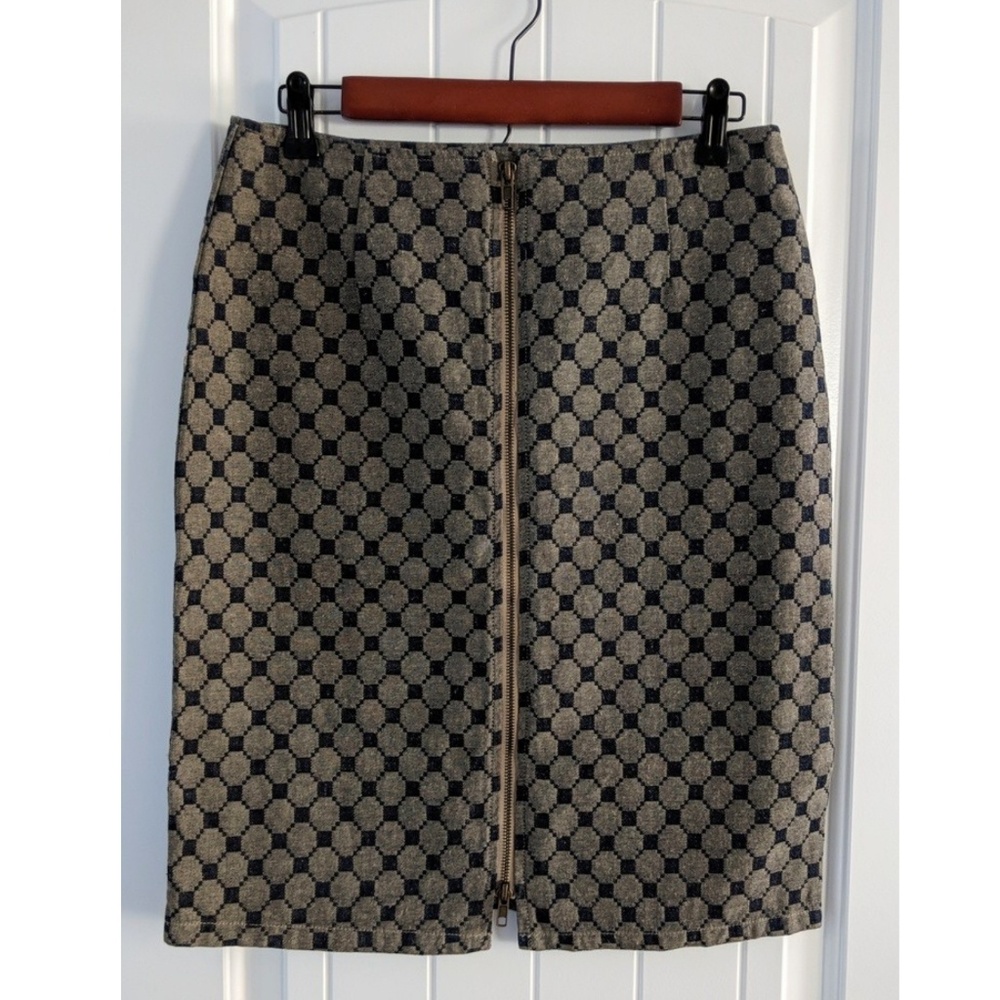 Sold - Denim patterned skirt size 9/Medium